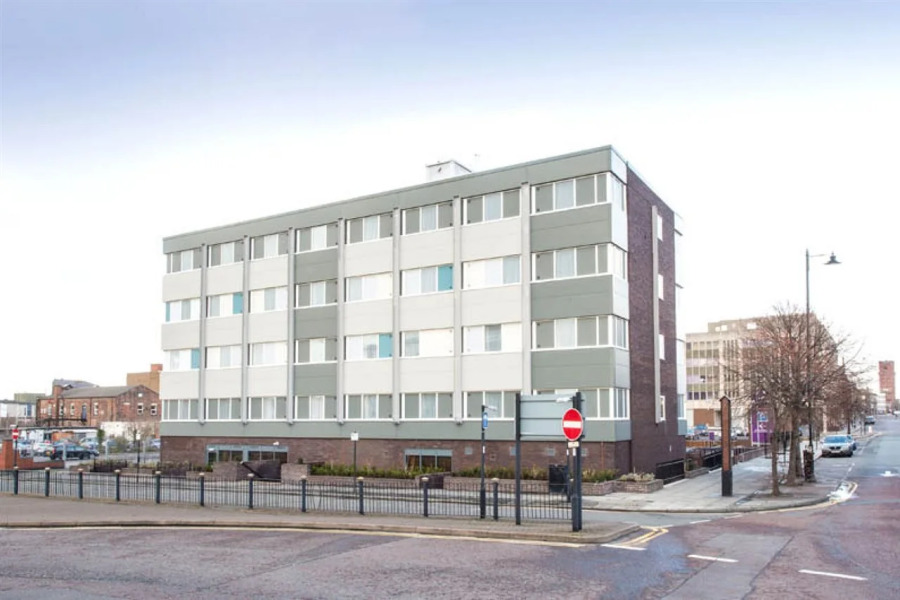 Premier Inn Birkenhead Town Centre