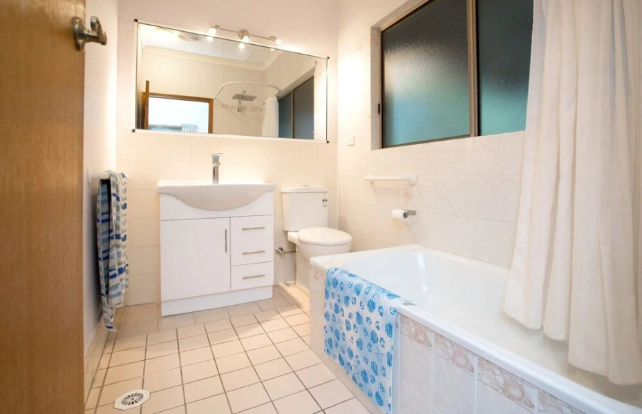 Rain Forest Retreat Jubilee Pocket