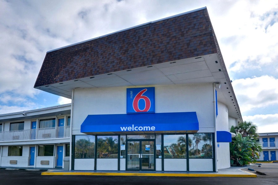 Motel 6 Cocoa Beach, FL