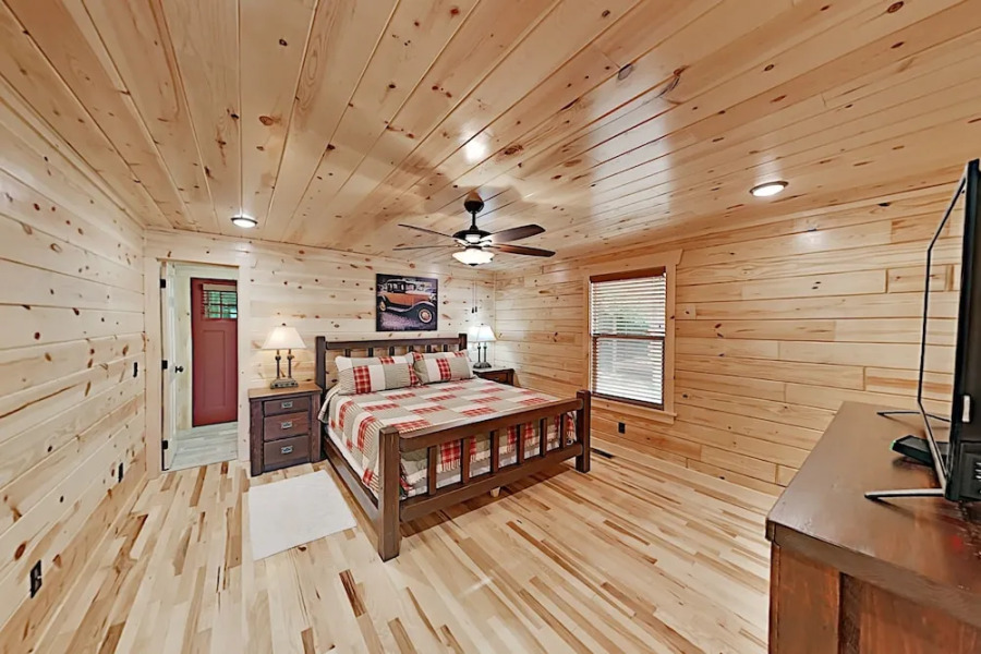 222flwkd 2 Bedroom Cabin