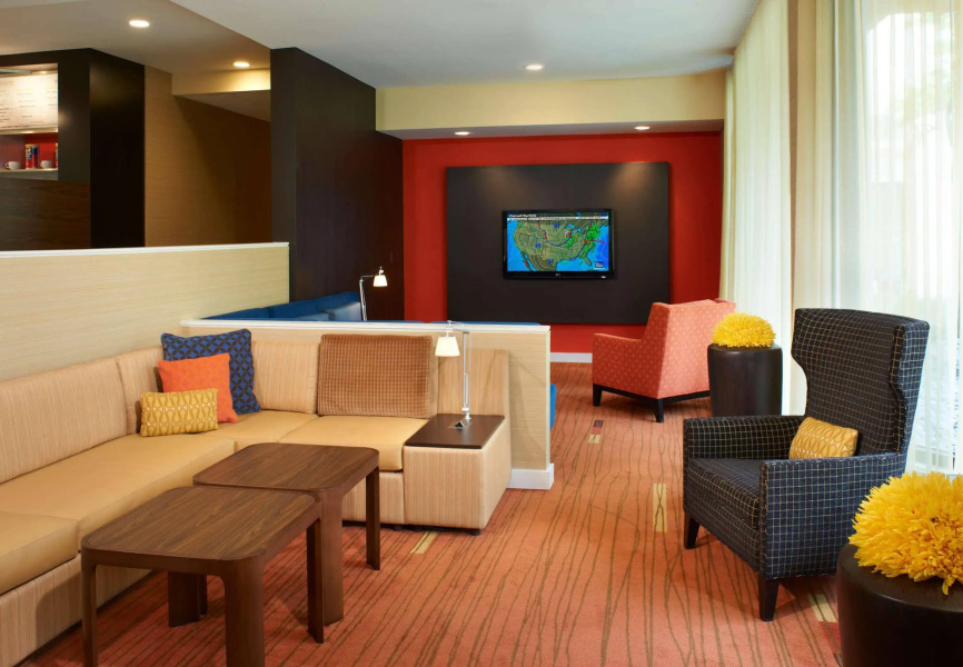 Courtyard by Marriott Columbus Dublin