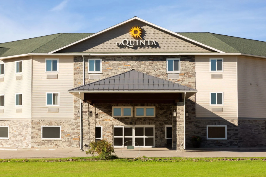La Quinta Inn & Suites by Wyndham Fairbanks Airport