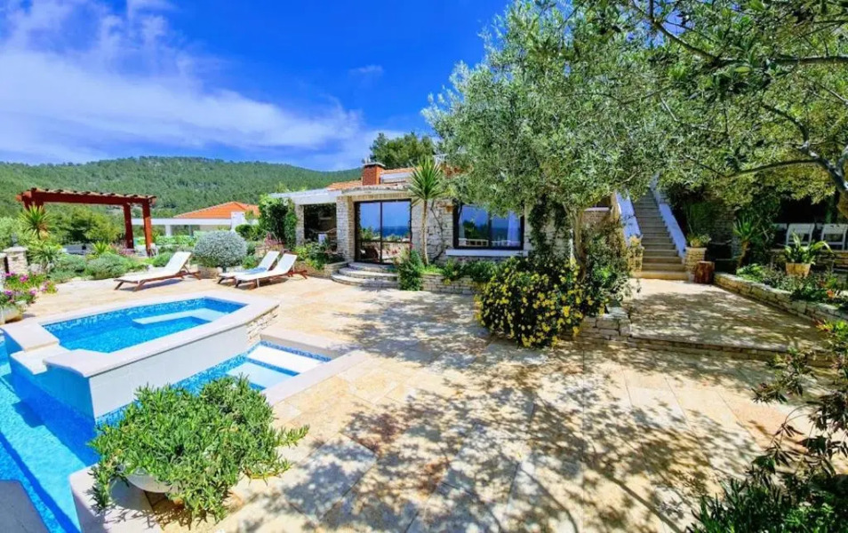 Villa Stone House Poplat