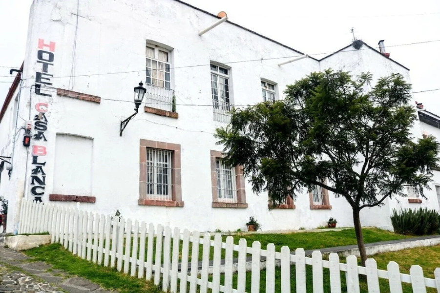 Hotel Casa Blanca