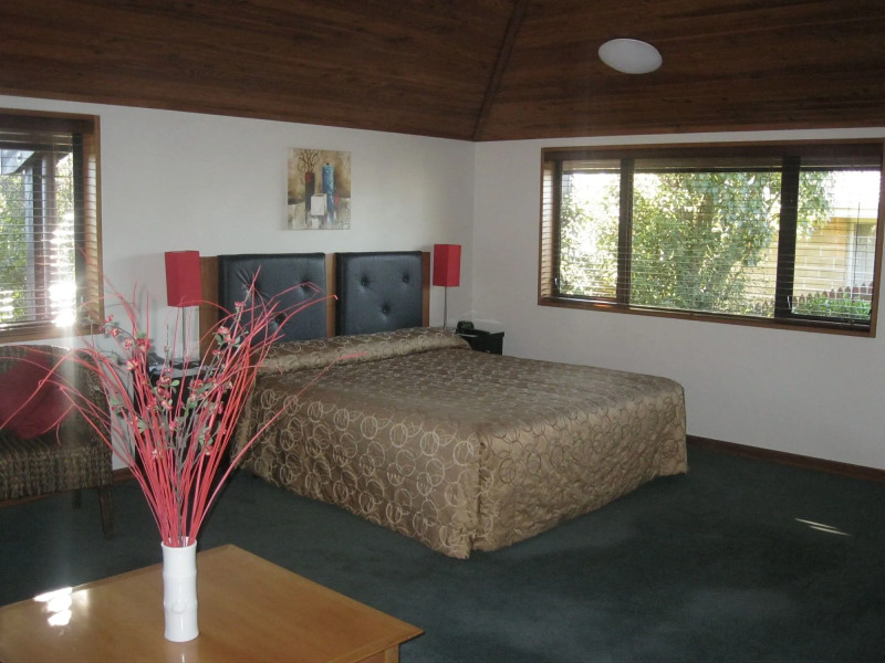 Riverside Hotel Marlborough