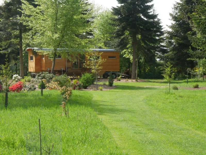 Tiny House, Kleinod im Grünen