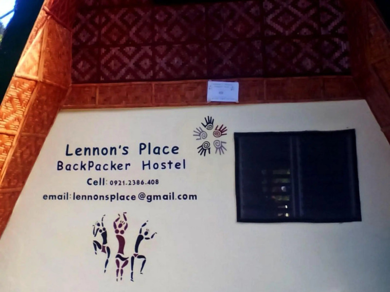 Lennons Place Backpacker Hostel