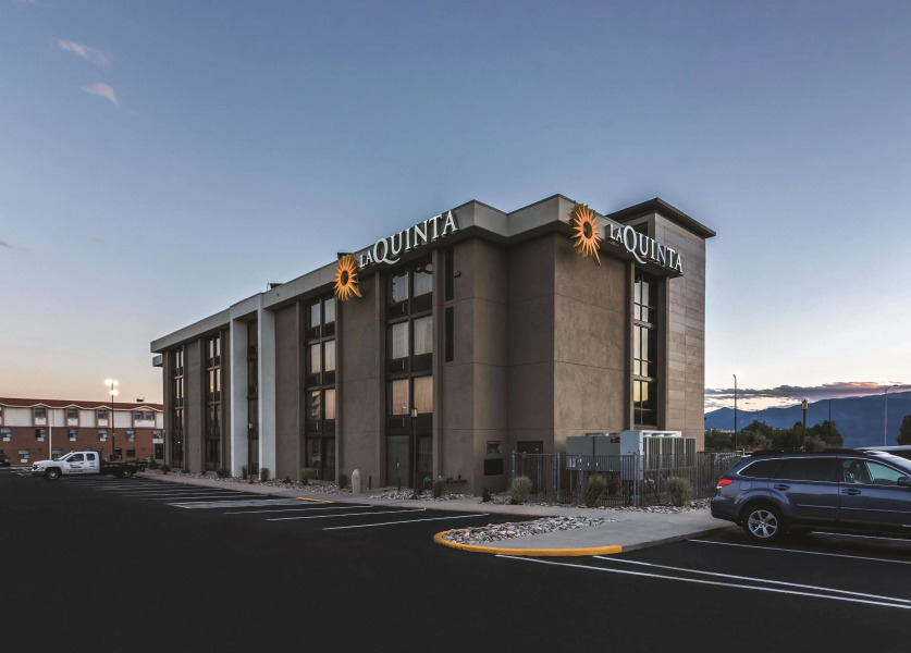 La Quinta Inn & Suites by Wyndham Colorado Springs North