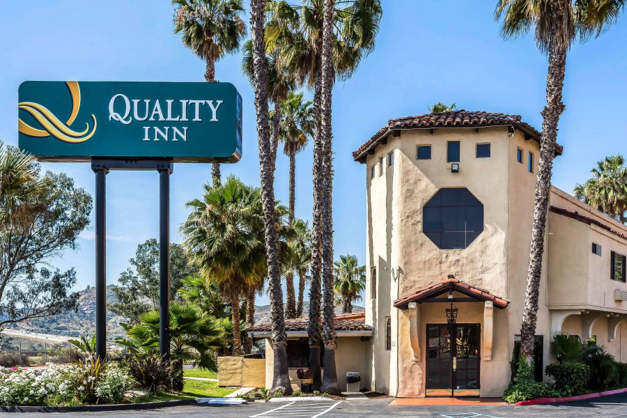 Quality Inn Fallbrook I-15