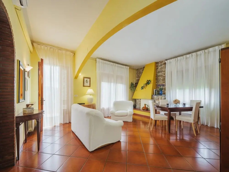 Bataba Villa A Roggio