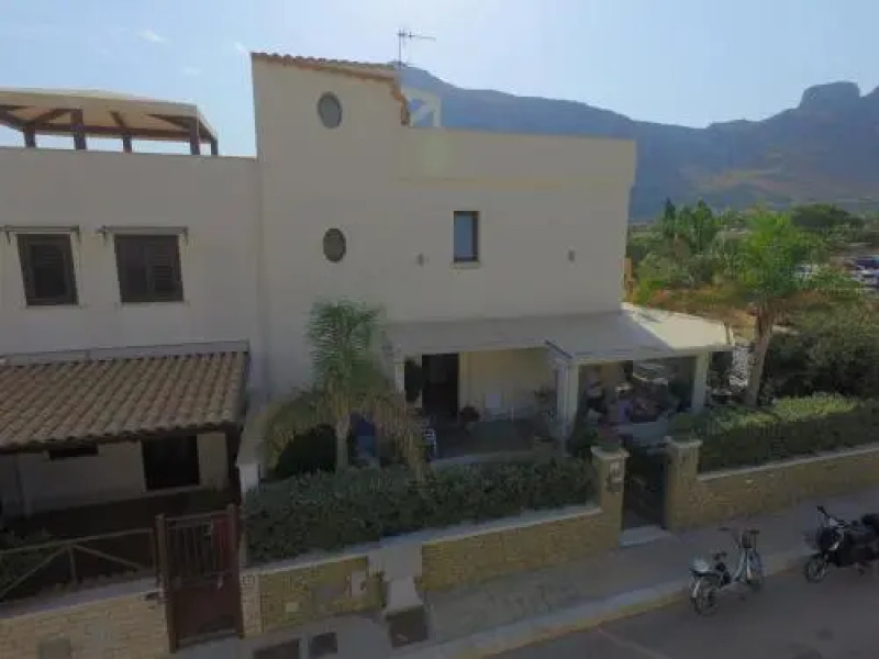 Athena Bed & Breakfast