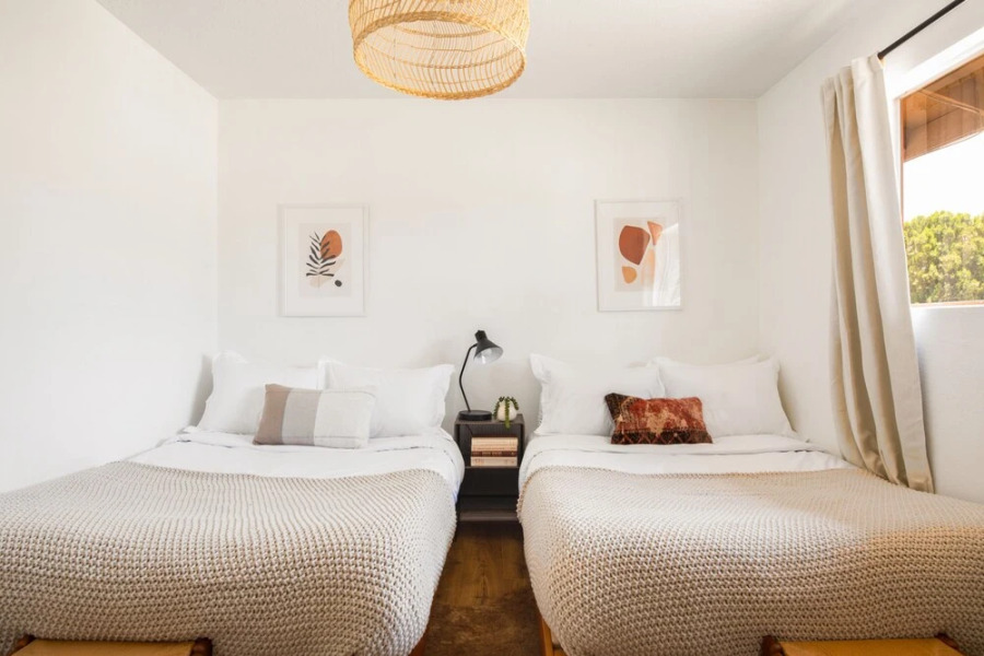 Roadrunner by Avantstay Gorgeous Desert Getaway w/ Spacious Yard & Mountain Views