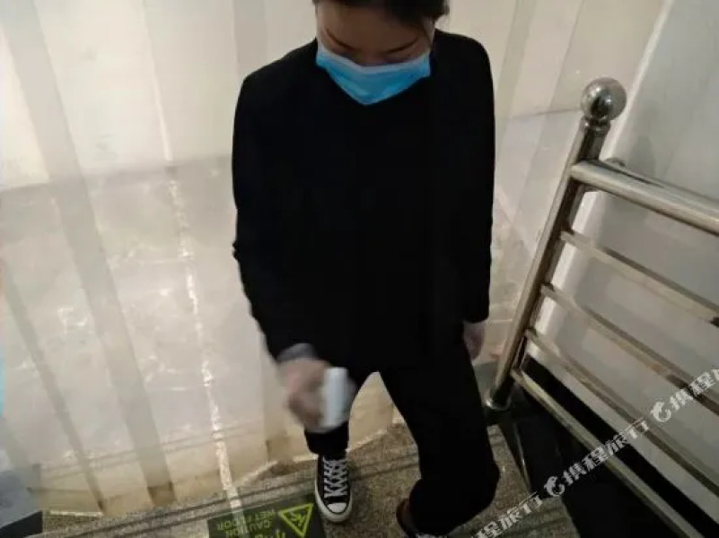 Huating Hotel (Shijiazhuang Zhengding International Small Commodity City)