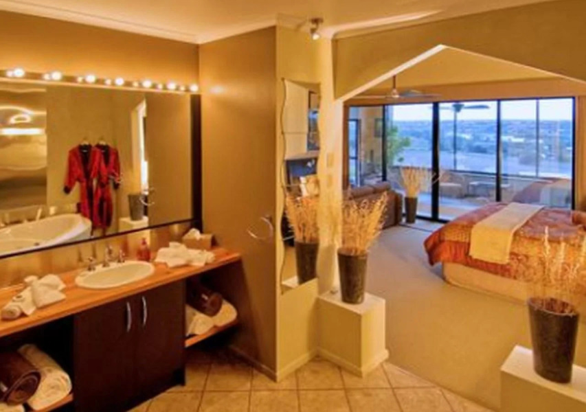 Riverview Rise Retreats