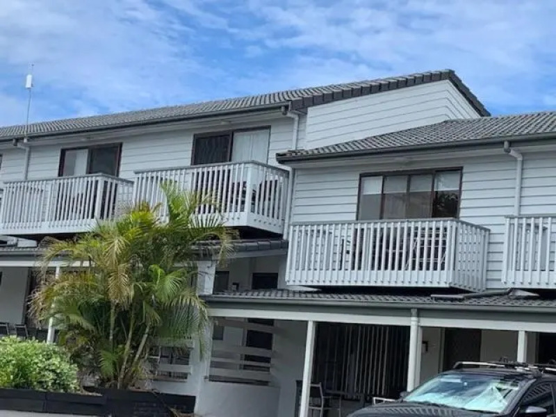 Seashells Beachfront Resort