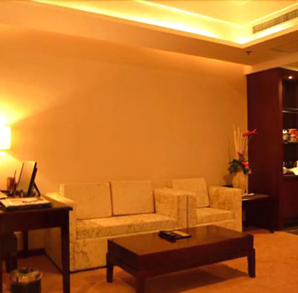 Guannan Shijiyuan International Hotel