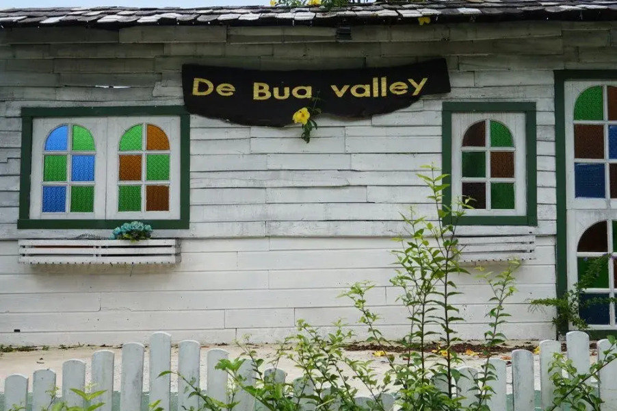Debua Valley