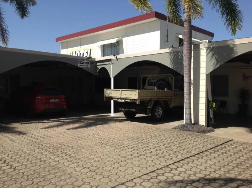 Ayr Max Motel
