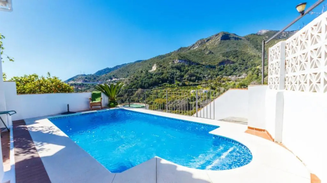 Casa Monte Verde Ojen by Ruralidays