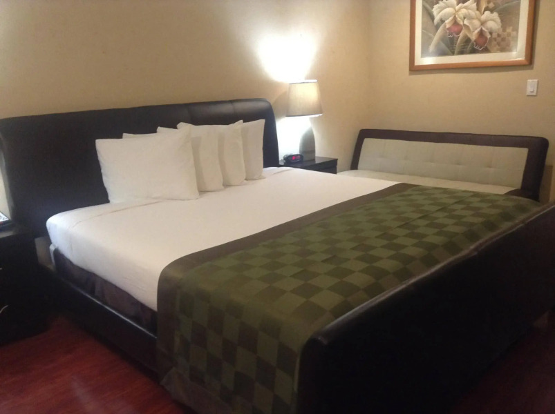 Ambassador Inn Alhambra