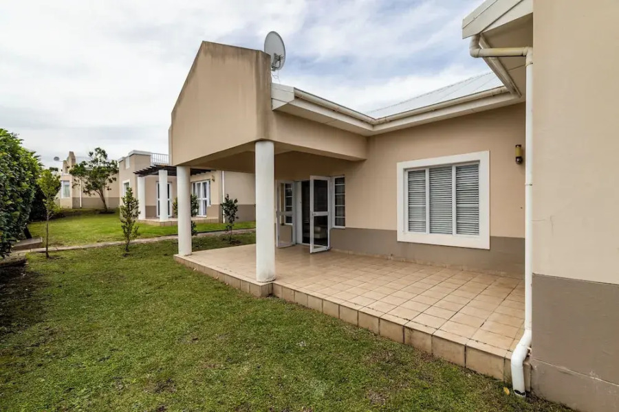 Modern Executive Unit