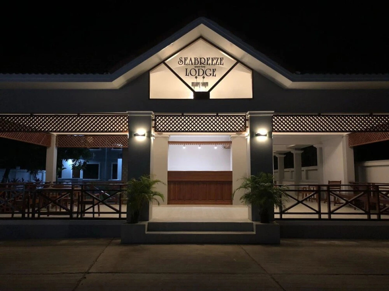 Sea Breeze Lodge Ngapali