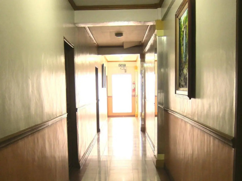 White Dahlia Apartelle