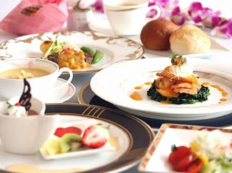 Sakuto Valentine Hotel