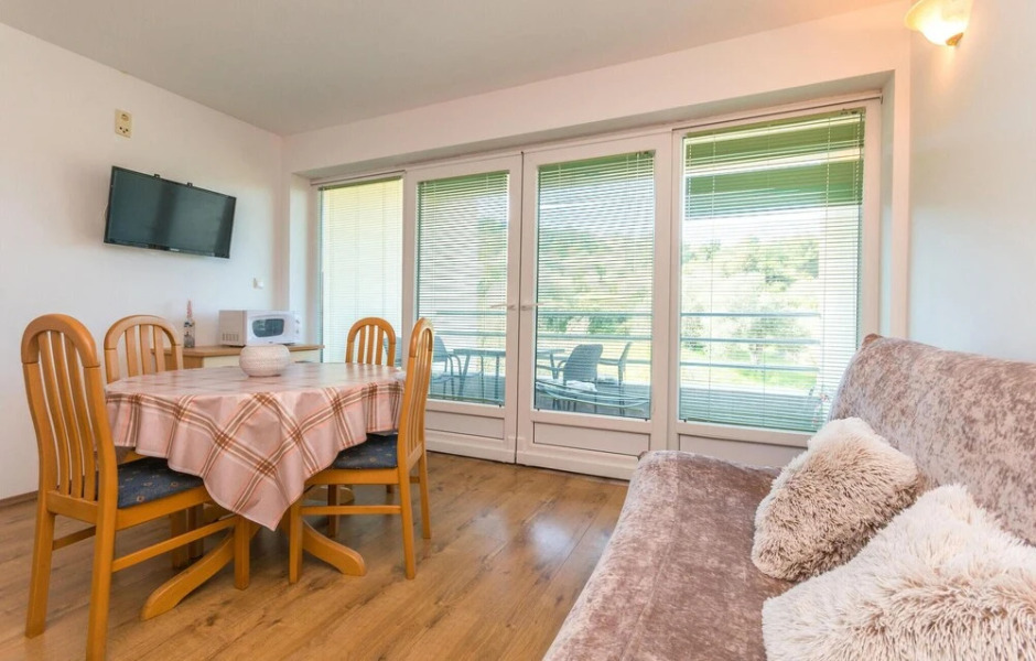 Amazing Apartment in Banj With Wifi and 2 Bedrooms