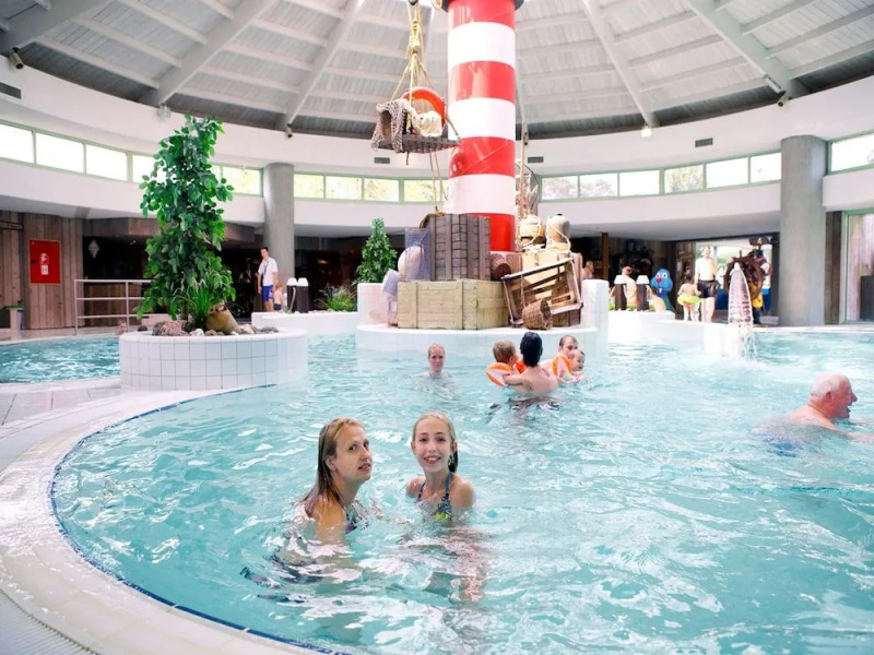 Chalet With Dishwasher in the Green Kempen