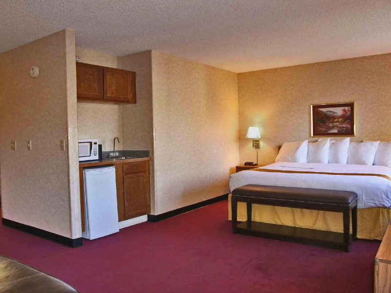 Howard Johnson Express - Cedaredge