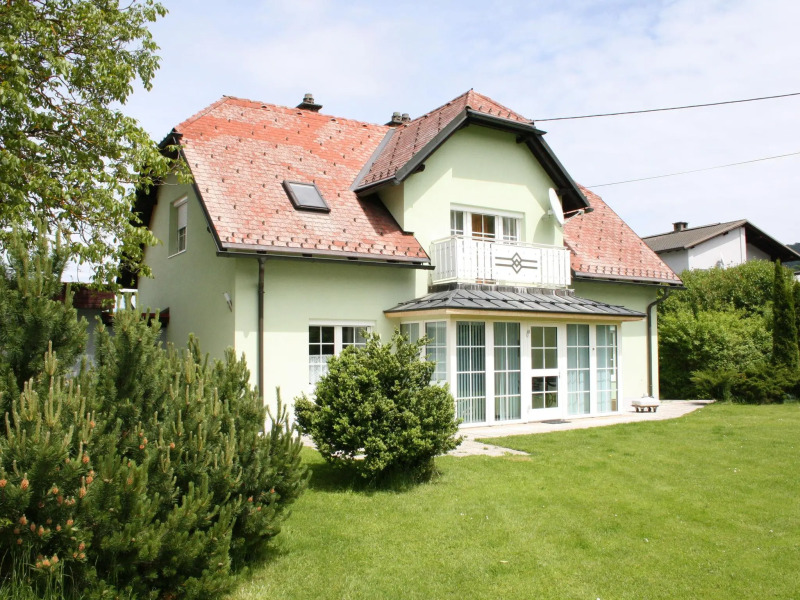 Vintage Holiday Home in Ferlach with Barbecue