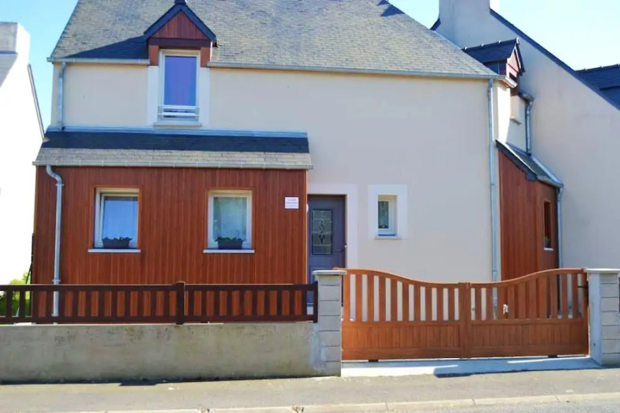 House With 2 Bedrooms in Saint-jouan-des-guérets, With Enclosed Garden