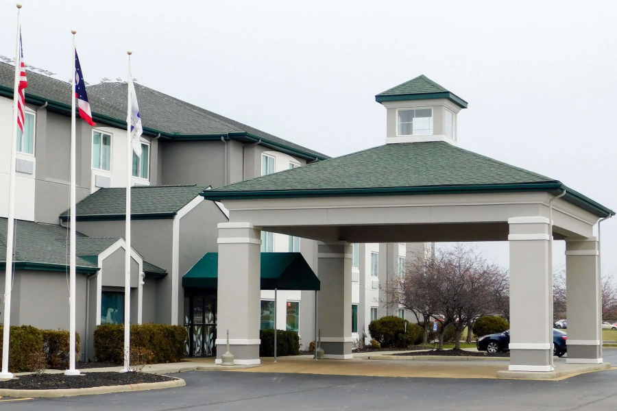 Sleep Inn & Suites Oregon - Toledo