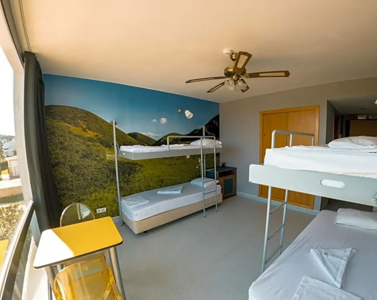 HI Arrifana Destination Hostel