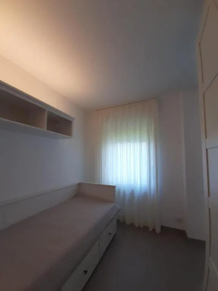 Appartamento GIOIOSA 1 con ampio terrazzo e vista Lago