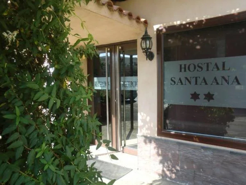 Hostal Santa Ana
