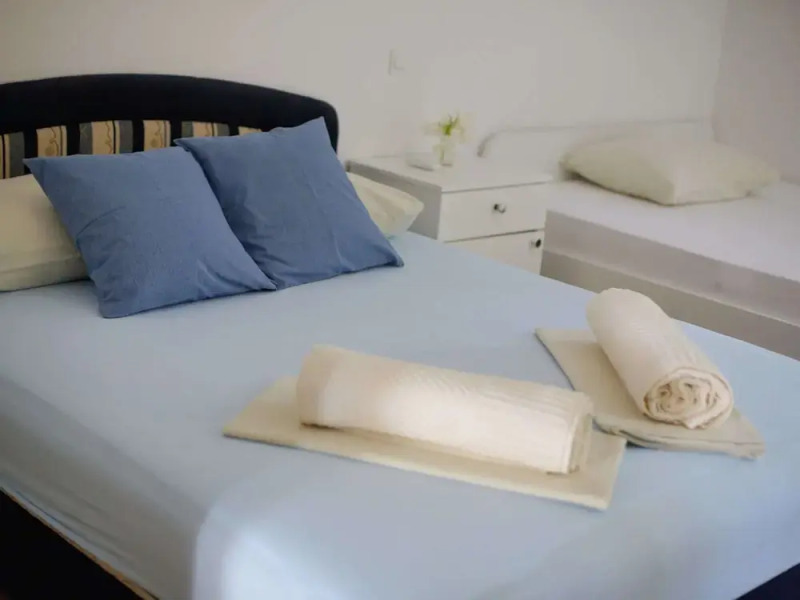 Fantastic Holiday Home With Amazing Garden, Private Pool, Directly on the Beach