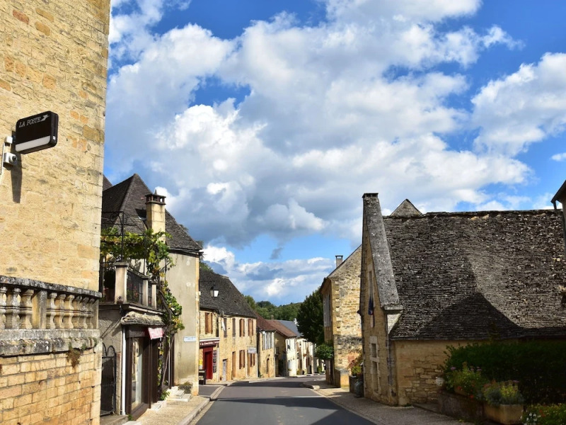 Modern Holiday Home in Saint-geniès With Private Pool