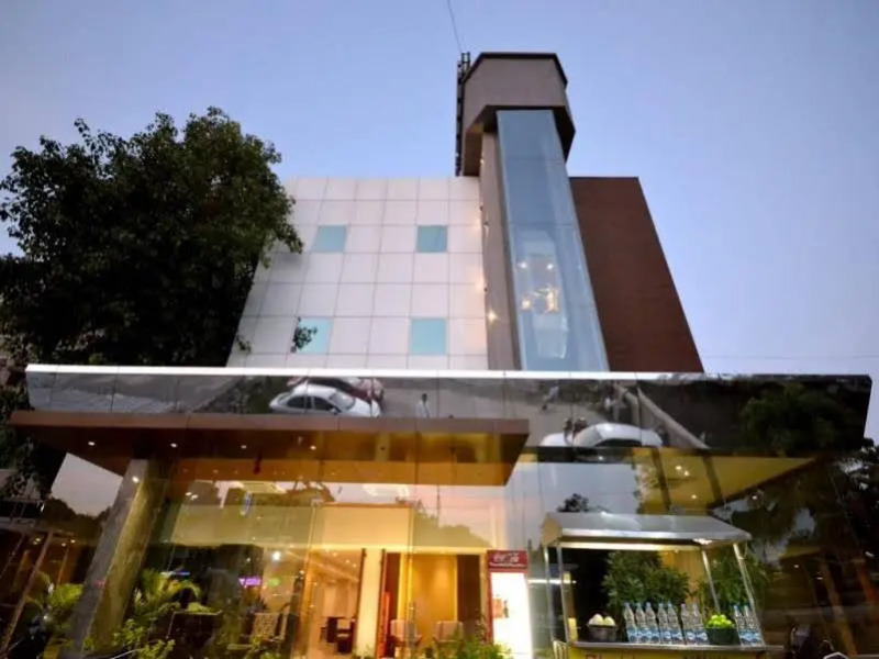 hotel sai yatri