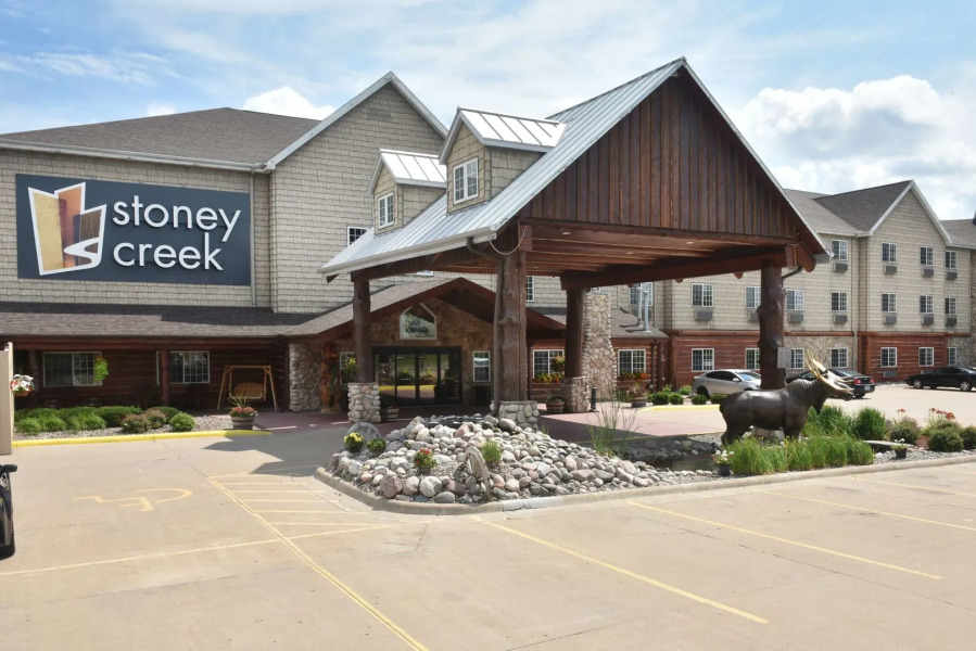 Stoney Creek Hotel La Crosse - Onalaska