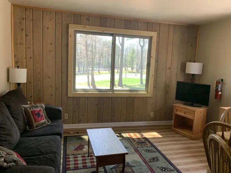 Black Bear Lodge Bear Trap #1