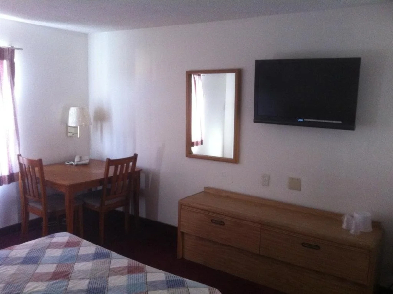 Homestay Suites - Studios & Spas