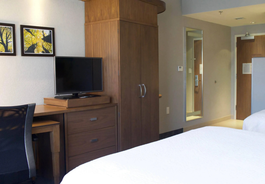 Courtyard by Marriott Asheville Airport
