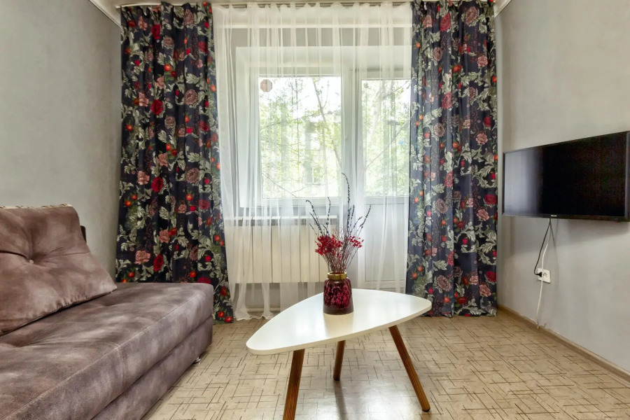 Лайтхаус на улице Кунаева 83А