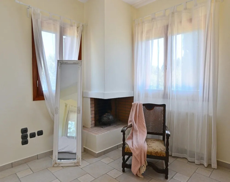 PYRGOS RALLI ESTATE Apartments and Suites