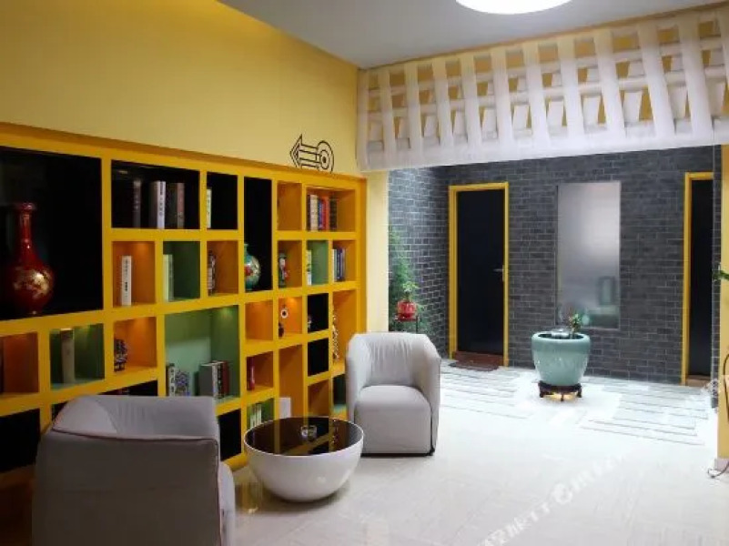 Sanyuan Chain Hotel (Taiyuan City College Branch)