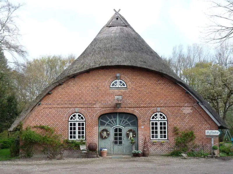 at the Organic Farm Angus-hof