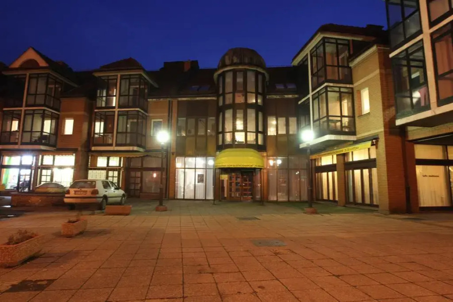 Hotel JU Penzionerski dom ZDK