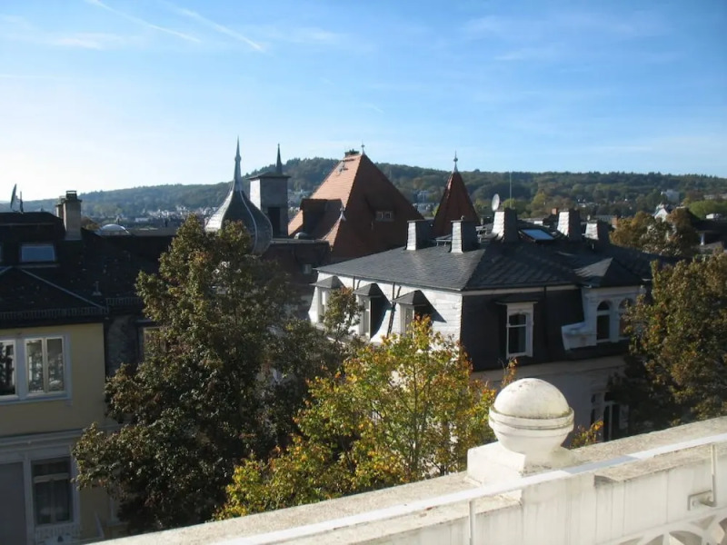 Wohnen Im Exklusiven Dichterviertel